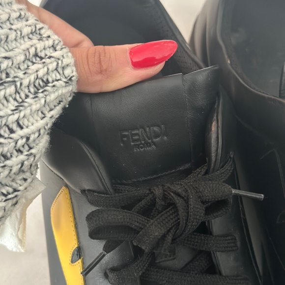 Fendi sneakers - Picture 2 of 8